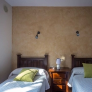 Apartamentos Senda, Dormitorio con dos camas de 90cm